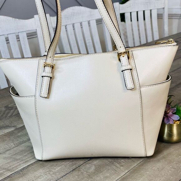 Michael Kors Marilyn Medium Saffiano Leather Tote Bag - Picture 6 of 12